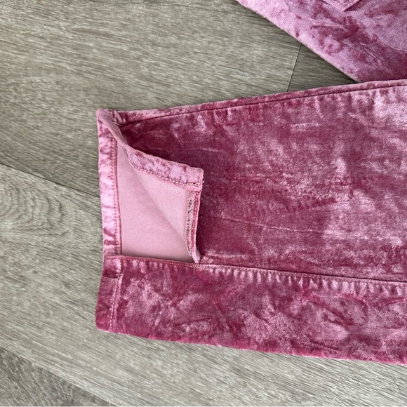 high-rise straight velvet jeans in Warm Suede - Picture 6 of 11